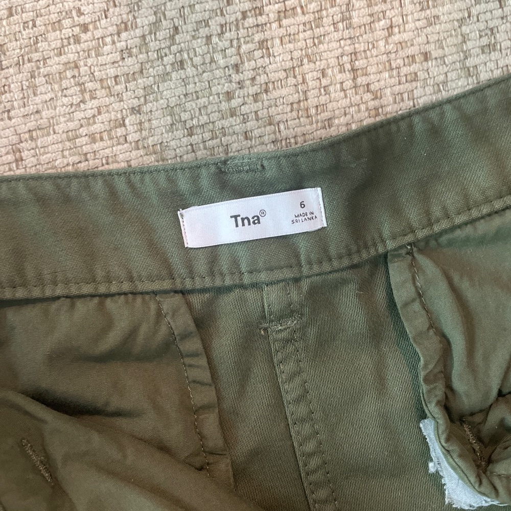 Aritzia tna Olive Cargo Pants - Picture 3 of 3